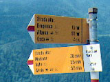 Schilder an der Strada Alta